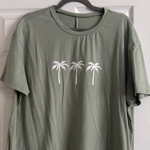 Green Palm Tree Graphic T-Shirt